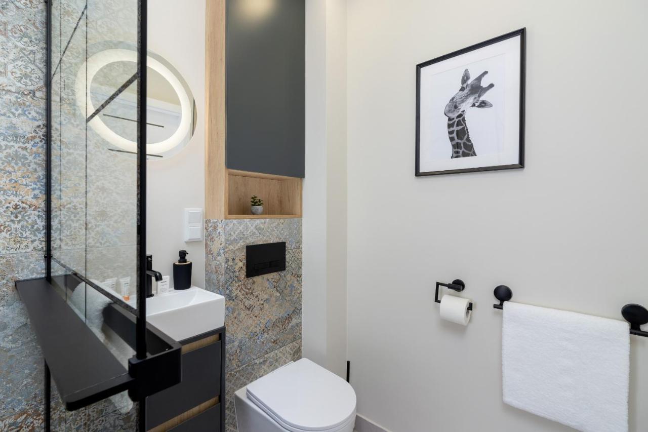Modern Apartment On Lobzowska Street By Noclegi Renters Krakow Bagian luar foto