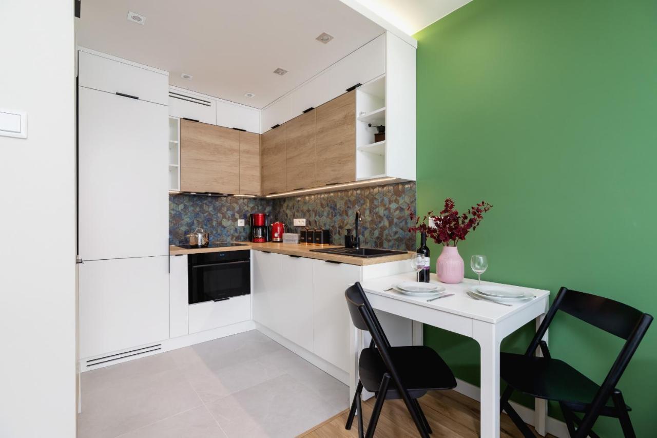 Modern Apartment On Lobzowska Street By Noclegi Renters Krakow Bagian luar foto
