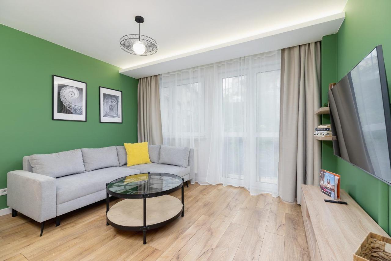 Modern Apartment On Lobzowska Street By Noclegi Renters Krakow Bagian luar foto